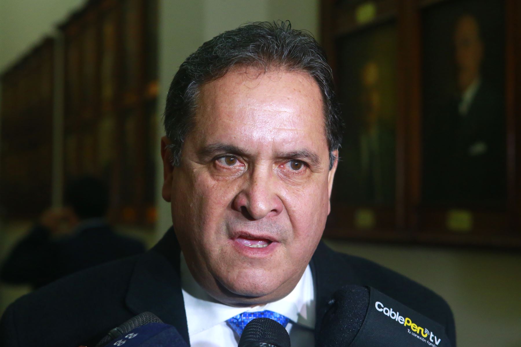 Designan a Luis Iberico como embajador de Perú en España