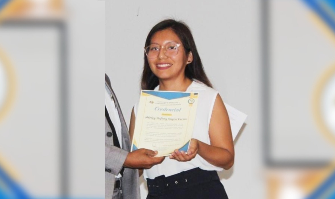 Becaria sigue el legado de su padre profesor para ayudar a su comunidad