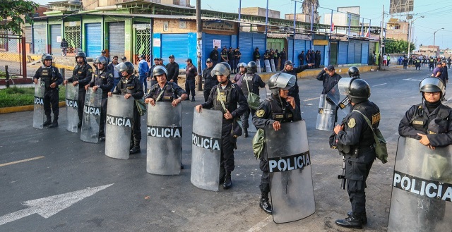 Municipio clausura mercado EL Progreso de Chimbote de manera temporal por carecer de licencia corporativa