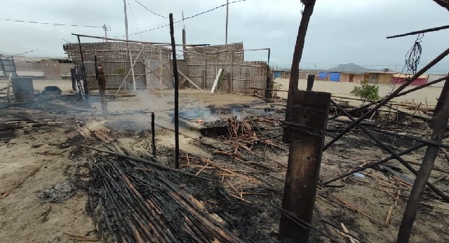 Nuevo Chimbote: 16 ranchos deshabitados fueron quemados por desconocidos en pueblo “Villa Municipal”