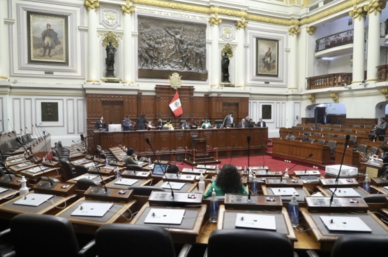 Admiten a trámite denuncias contra 4 congresistas acusadas de recortar sueldos
