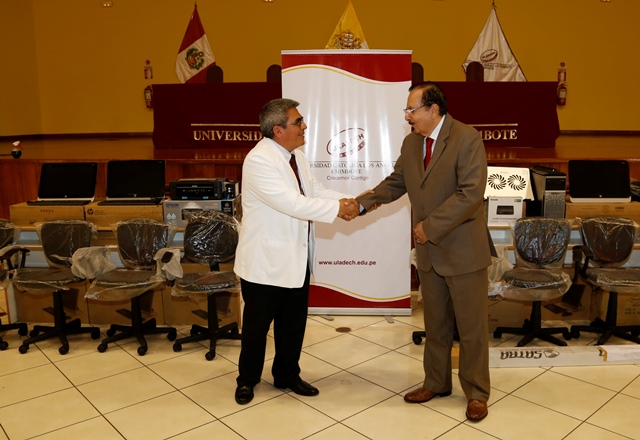 Uladech entregó donativo a Hospital de EsSalud local