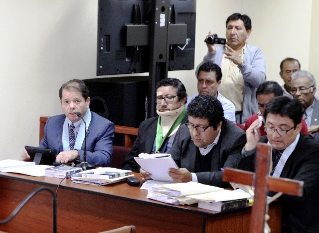 Abogado de alcaldesa Victoria Espinoza dice que fiscal realizó alegato político y no técnico