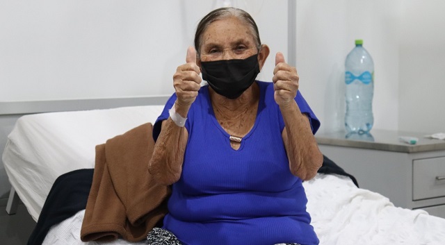 Anciana de 75 años venció al temible virus tras 19 días hospitalizada en Nuevo Chimbote