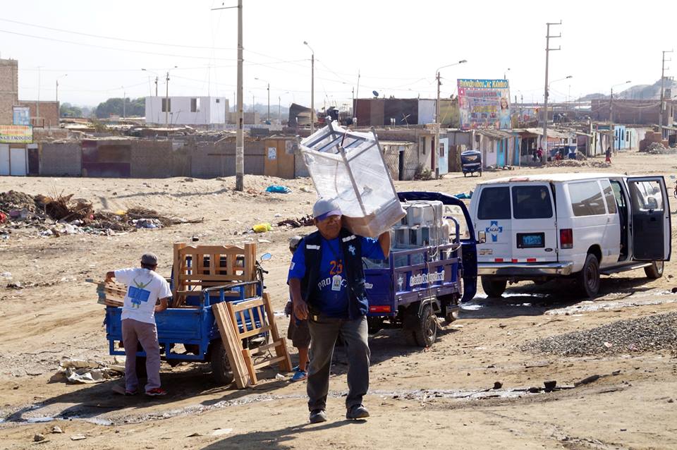 Chimbote: ACAF llevó ayuda para las familias damnificadas por incendio  