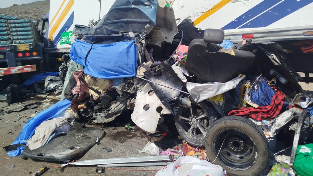 Múltiple choque vehicular deja cinco miembros de una familia fallecidas en Casma