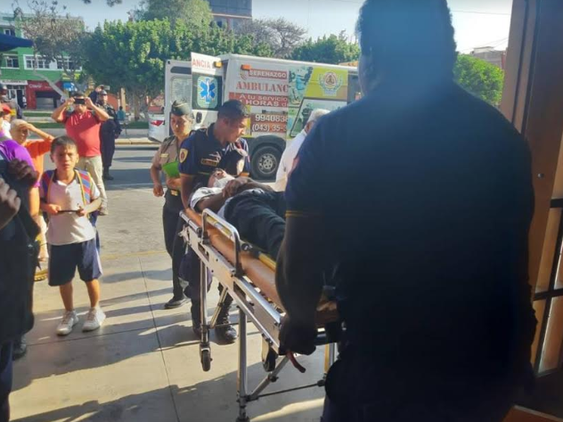Serenos auxiliaron a trabajador de pollería que sufrió aparatosa caída en Chimbote