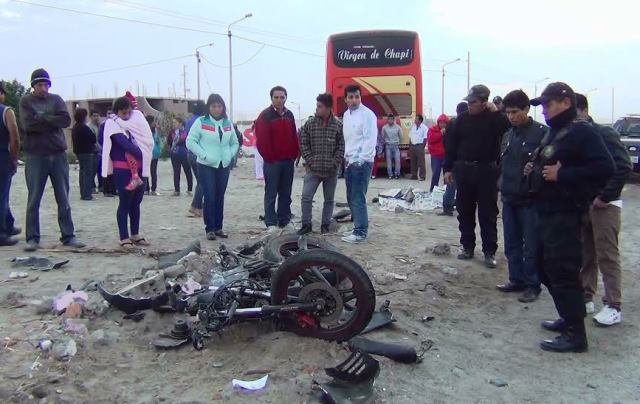 Joven muere atropellado por un ómnibus en la Panamericana Norte