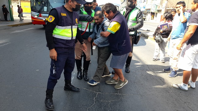 Anciano salvó de milagro tras ser embestido por un tráiler en Chimbote