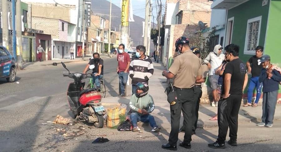 Motociclista resultó herida tras ser impactada por un automóvil en Chimbote