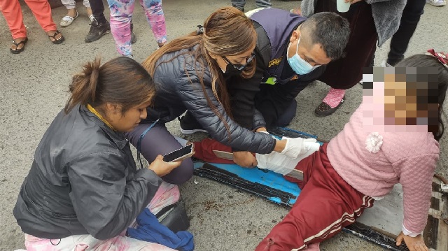 Niña de 10 años resulta herida en violento choque entre automóvil y mototaxi en Chimbote
