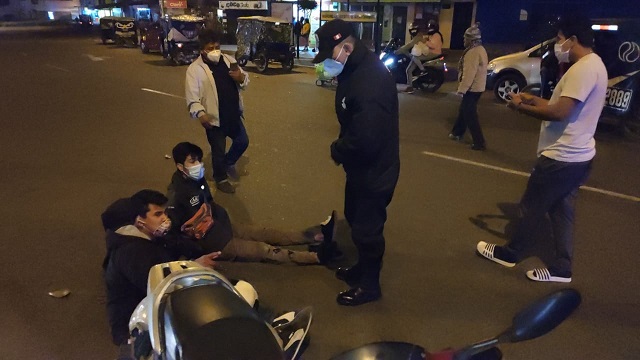 Dos jóvenes vendedores por delivery se accidentaron en Nuevo Chimbote