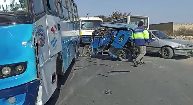Mototaxista grave tras impactar su vehículo contra una "burrita" en Nuevo Chimbote