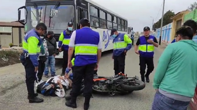 Motociclista resultó herido en violento accidente en Nuevo Chimbote