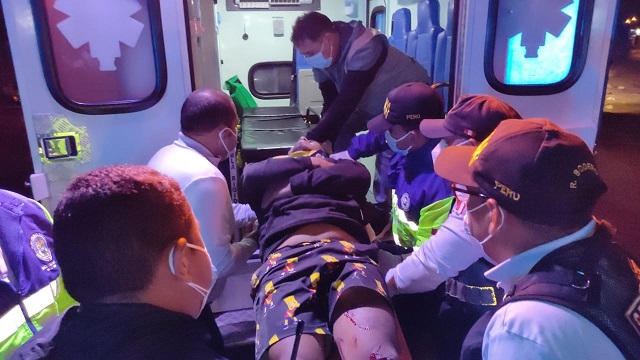 Chofer atropella con su camioneta a repartidor de comida y se fuga en Nuevo Chimbote