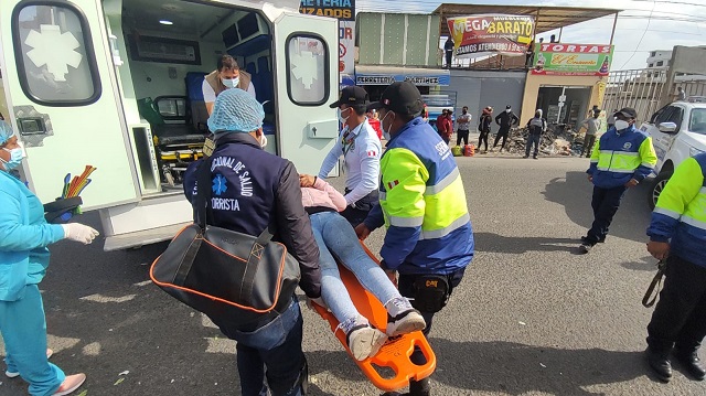 Motociclista atropelló a una mujer que cruzaba la avenida Pacífico en Nuevo Chimbote