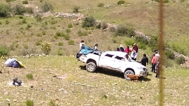 Camioneta cayó a un abismo en Sihuas.Tres personas resultaron heridas de gravedad