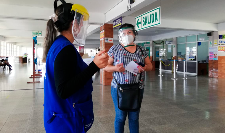 "Conflicto interno en Hospital Regional de Chimbote afecta atención de pacientes "