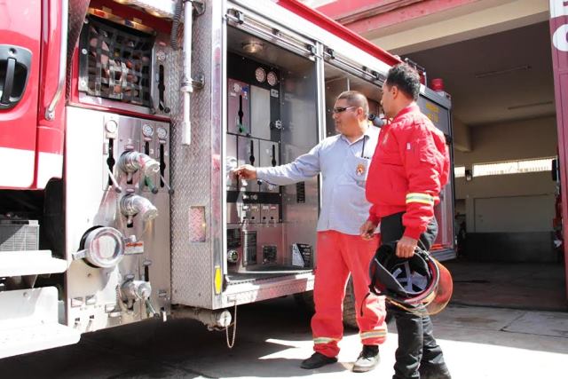 Compañía de Bomberos de Nuevo Chimbote recibió autobomba de última generación