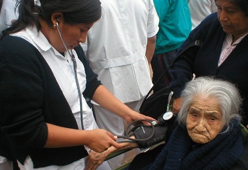 Recomiendan a  adultos mayores  evitar contraer la  influenza