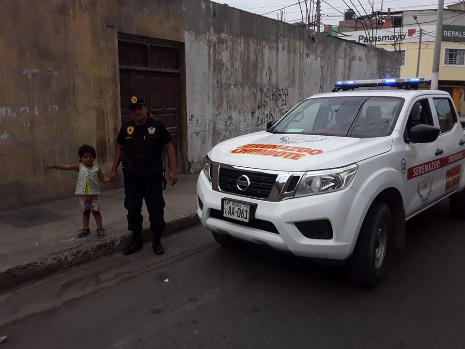 Agentes de Serenazgo encontraron a menor que deambulaba por las calles de Chimbote