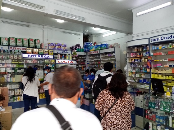 MPS multó a farmacia Bazán por permitir aglomeración de personas e incumplir protocolos sanitarios