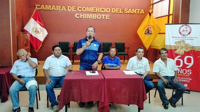 Agricultores de los valles de Santa y Lacramarca anuncian plantón contra autoridades por abandono