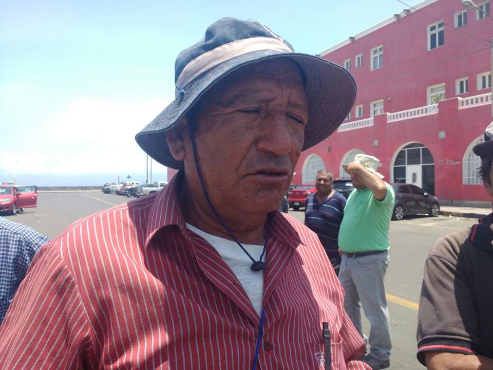 Agricultores del Valle Santa se movilizan por baja de precio de sus productos