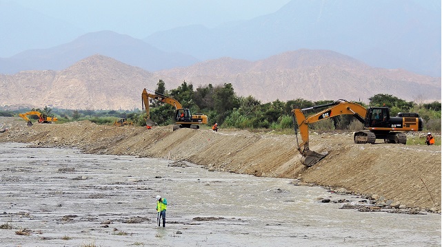 Agro Rural viene descolmatando más de 88 kilómetros de ríos en la costa de Áncash con 63 millones de soles