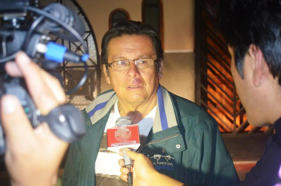 Detonaron explosivo en el  frontis de la vivienda de alcalde Gasco