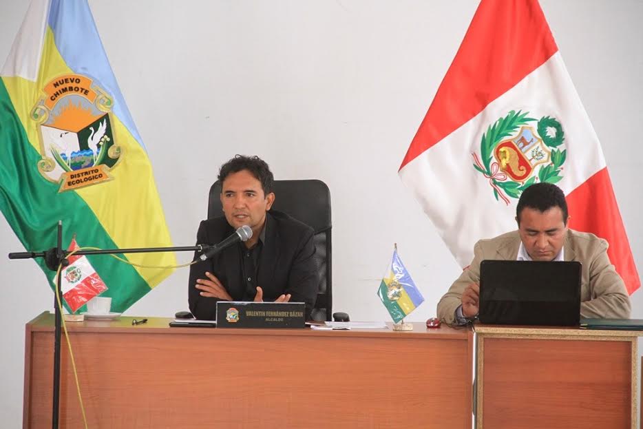 Valentín Fernández dice que seguirá apoyando titulación de invasores de tierras en Chinecas