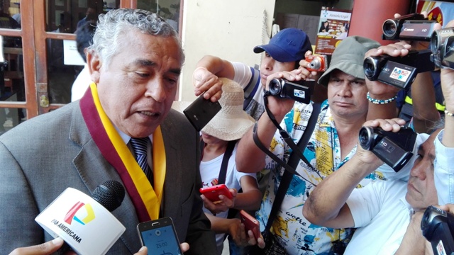 Alcalde pide a presidente Humala que ordene inicio de vía de evitamiento para Chimbote  