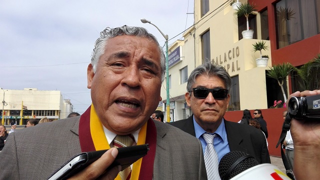 Alcalde pide que PPK transfiera más recursos a los gobiernos locales para ejecución de obras