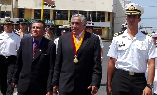 Alcalde anuncia clausura de Mercado Modelo de Chimbote sino corrigen observaciones