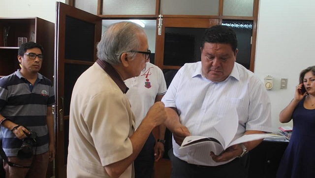 Chimbote: Alcalde dijo que concurso CAS no se anuló por ataque de rivales políticos, sino por renuncia de funcionaria