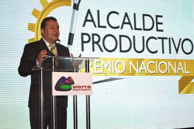 Seis autoridades de Áncash finalistas en III Premio Nacional Alcalde Productivo 2015