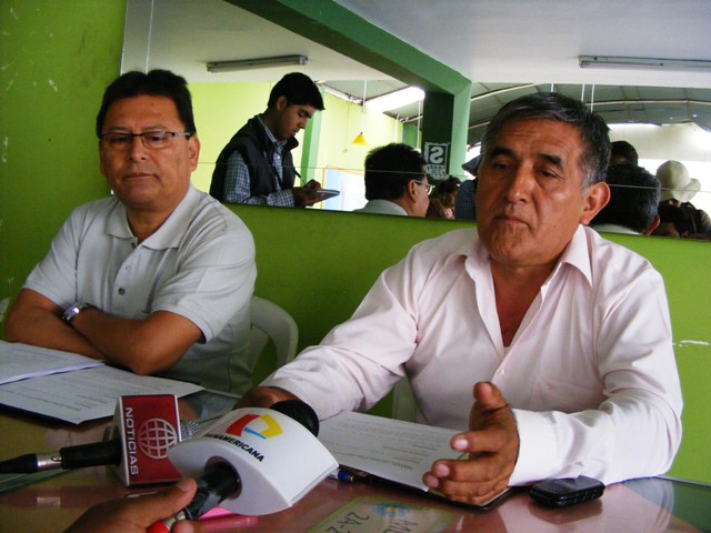 Consternación por terrible crimen de alcalde de Samanco y asesor legal