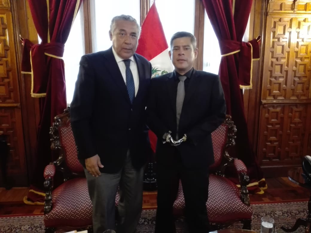 Alcalde Cortez busca apoyo en el Congreso para agilizar proyectos pendientes en la provincia del Santa