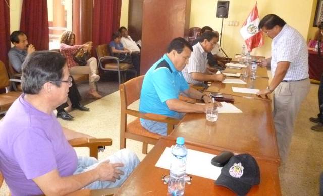 Reeligen a Castillo Mestanza como representante del comité de adquisiciones