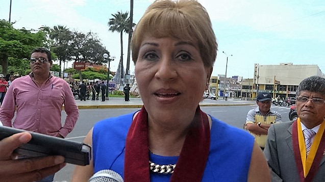 Ministro de Salud citará a Enrique Vargas para definir dónde se construirá Hospital La Caleta