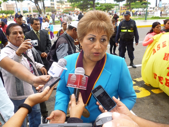 Alcaldesa pide que no se retrase más la construcción de Vía de Evitamiento de Chimbote