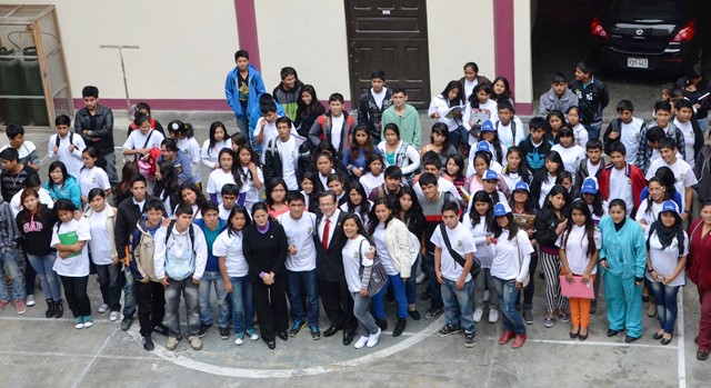 Más de 100 alumnos inician clases en Academia Pre-universitaria Municipal