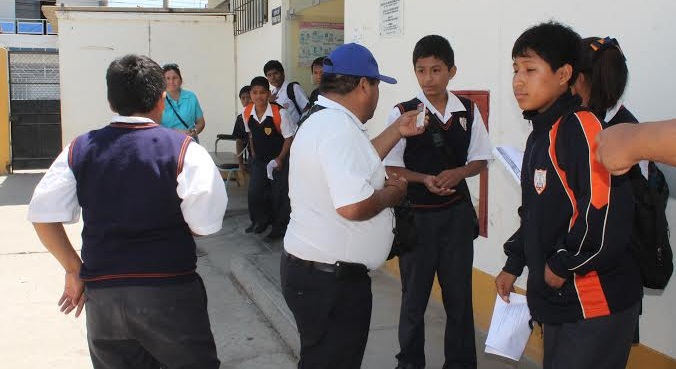 Casma: 17 escolares de colegio César Vallejo se intoxicaron con salchipapas
