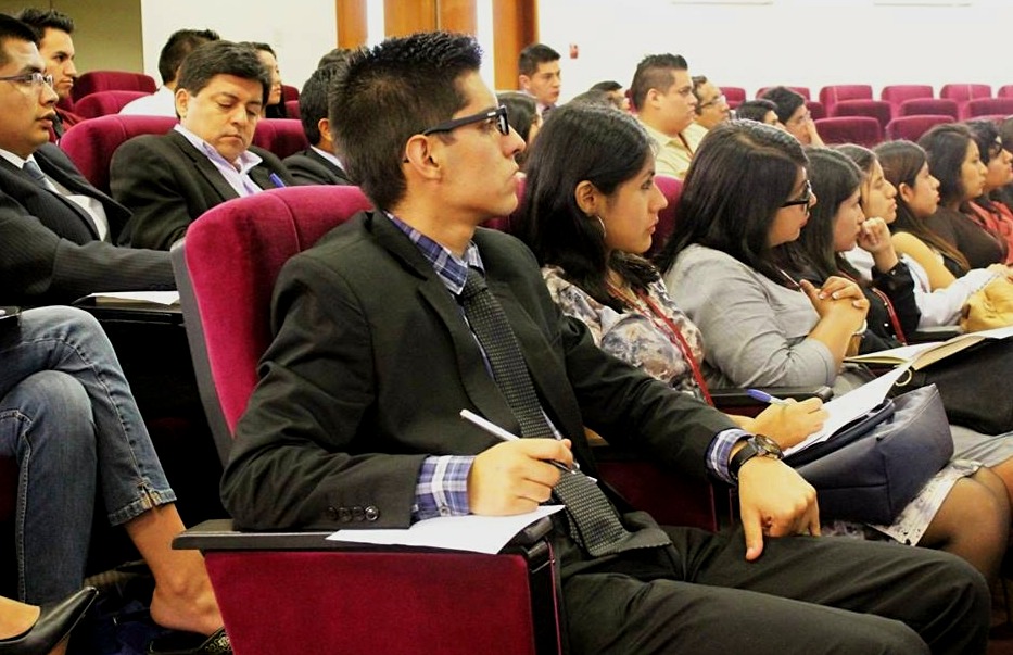 Estudiantes de la UCV  fueron admitidos en curso sobre derechos humanos