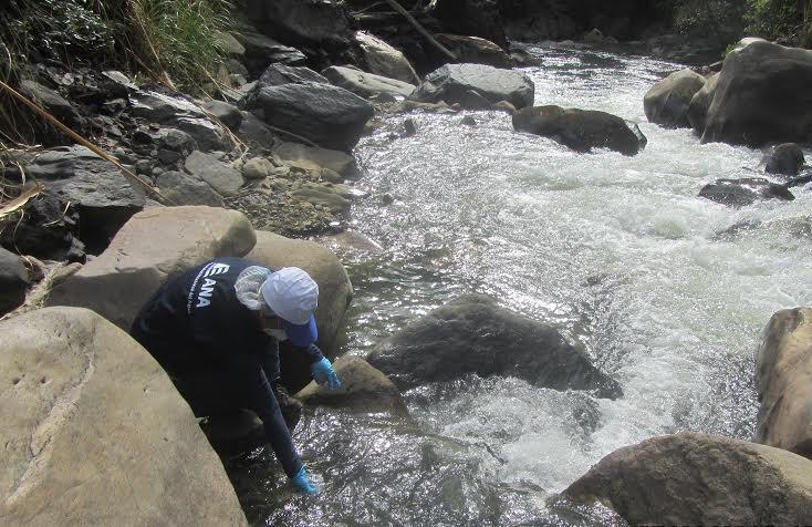 Chimbote: realizarán monitoreos de agua del río Lacramarca y bahía El Ferrol 