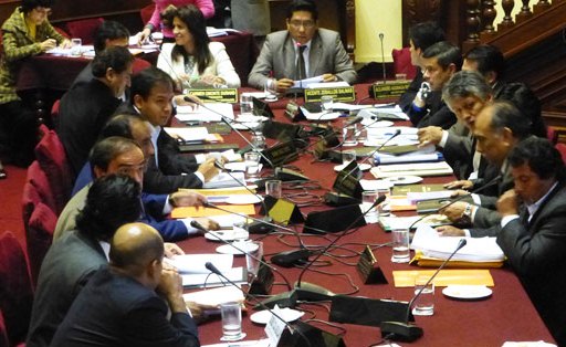 En el Congreso y Contraloría piden investigar a gobierno regional de Áncash (video) 