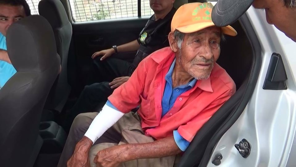 Nuevo Chimbote: Chofer atropella a anciano y lo abandona en la posta de “Garatea”