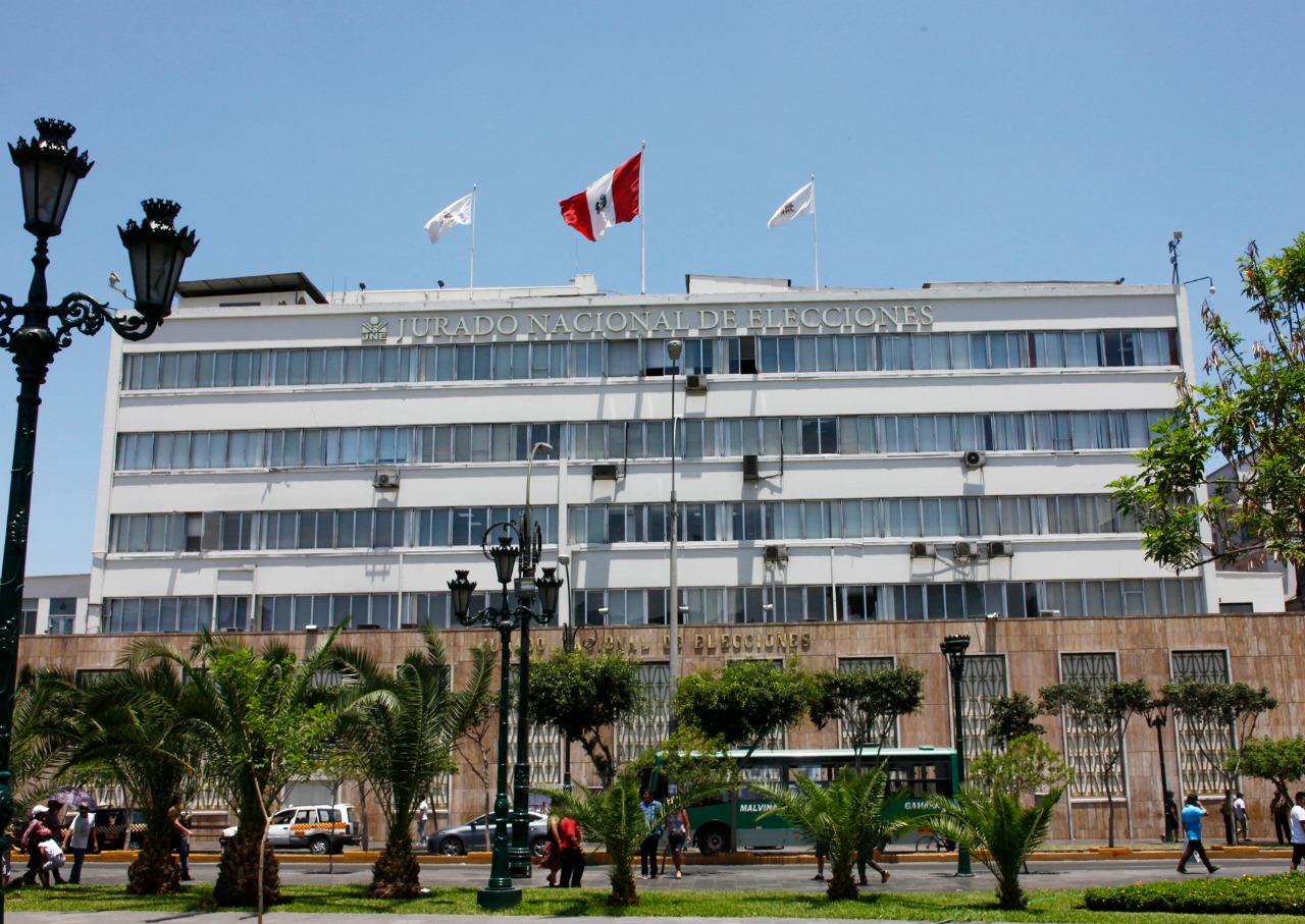 Dar a conocer sentido del voto el día de la elección es delito, recuerda el JNE