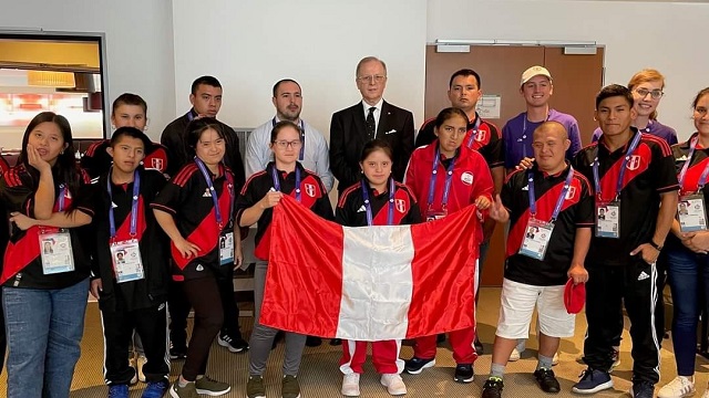 Alumna chimbotana gana medalla de plata en Olimpiadas Especiales Berlín 2023