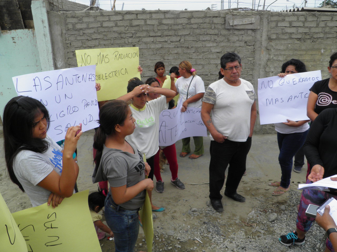 Chimbote: Moradores de “Villa España” no permitirán instalación de antena de telefonía